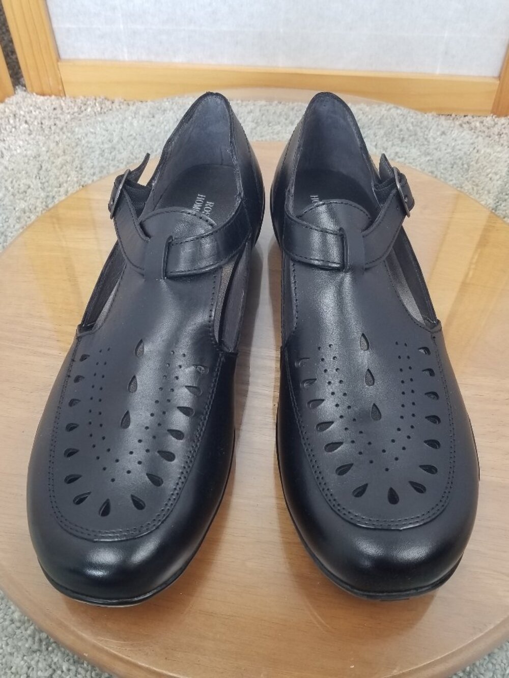 Ros Hammerson Cameo Mary Jane Shoes Black Leather Size 11 Wide New in Box